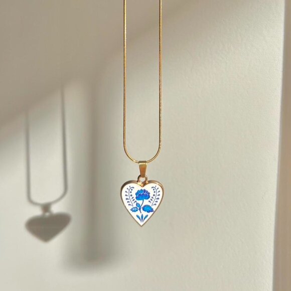 Porcelain style necklace - Picture 1 of 6